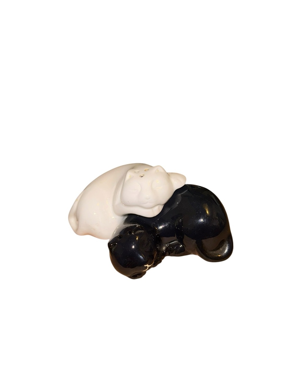 Vintage black and white nesting kitty salt and pepper shakers